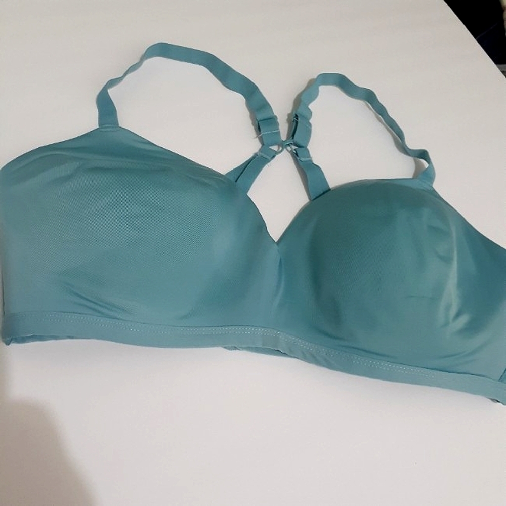 🥥KINDLY Teal Wireless Padded Bralette
